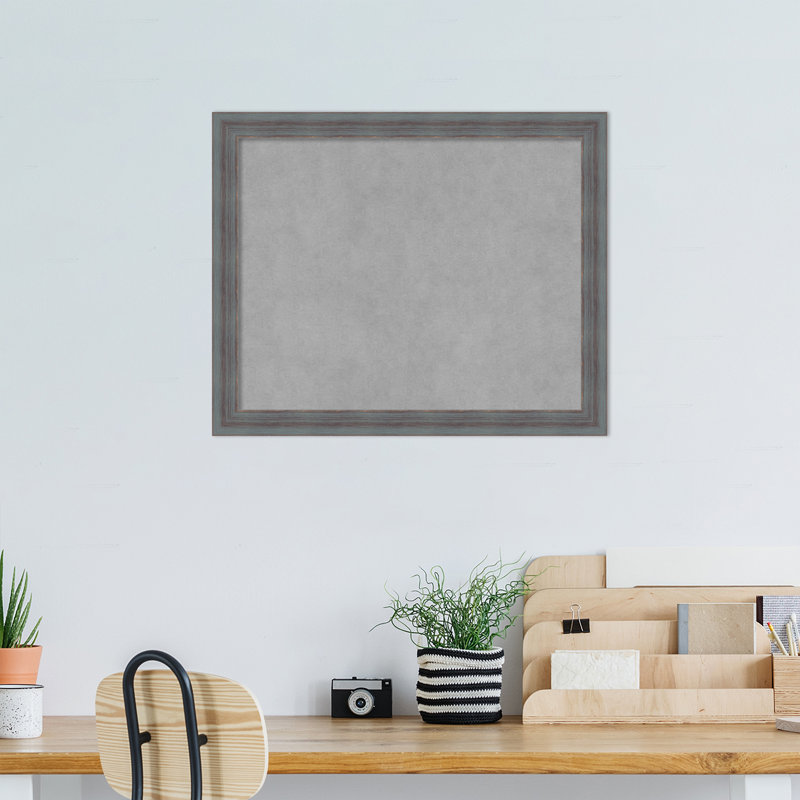 Tableau d'affichage mural magnétique, H 18 po x l 22 po x P 1 po