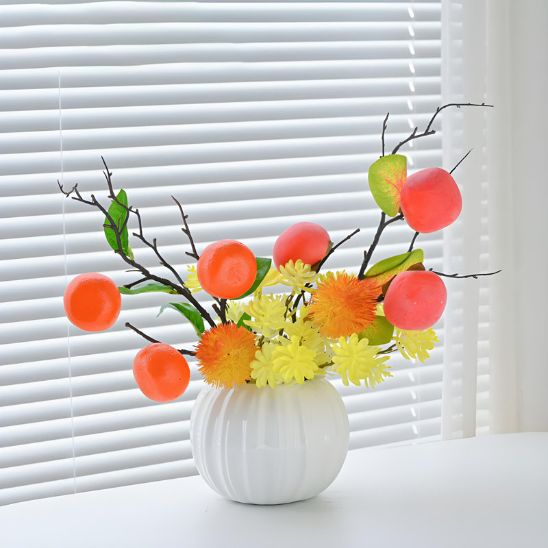 Ornements de fleurs simulées