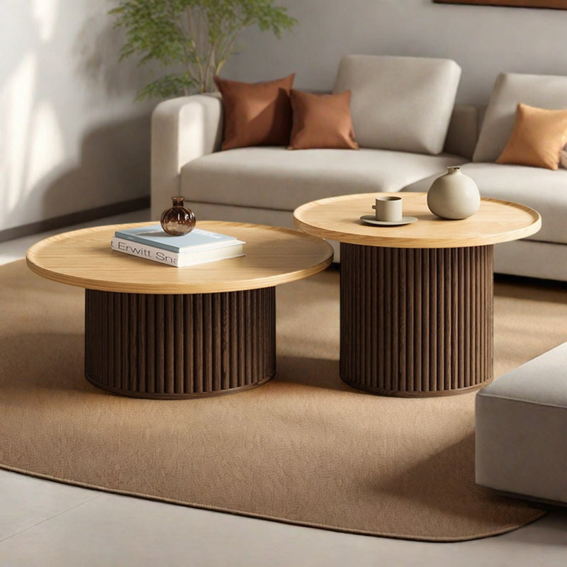 Table basse moderne et simple en chêne