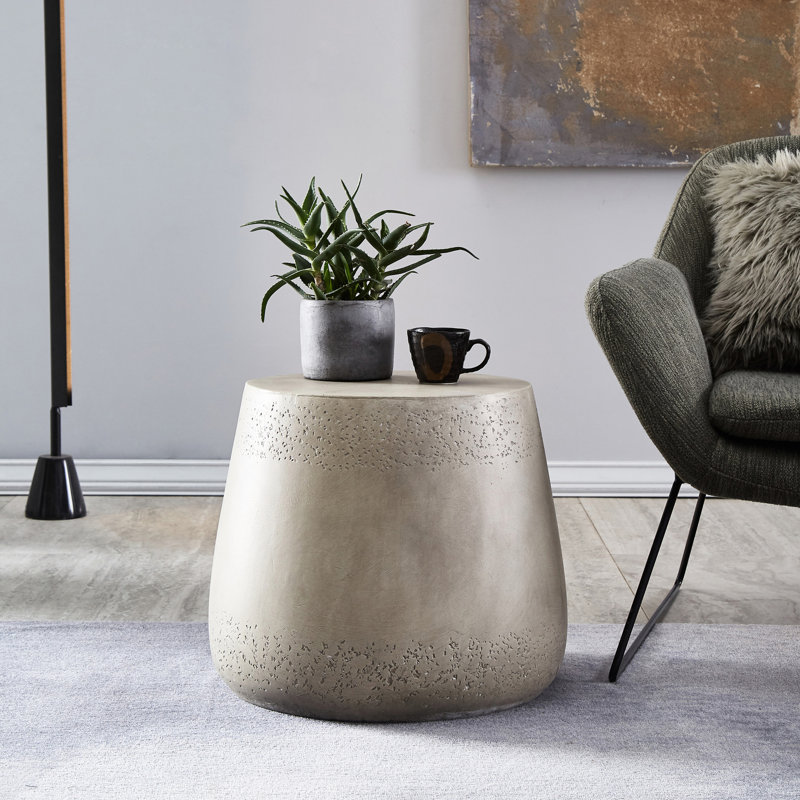 Table d'appoint en forme de tambour en béton léger - sans assemblage, l 18,55 po x P 18,55 po, 15,88 h, gris, aspect gris, forme béton, forme, 19 x 19 x 15,88