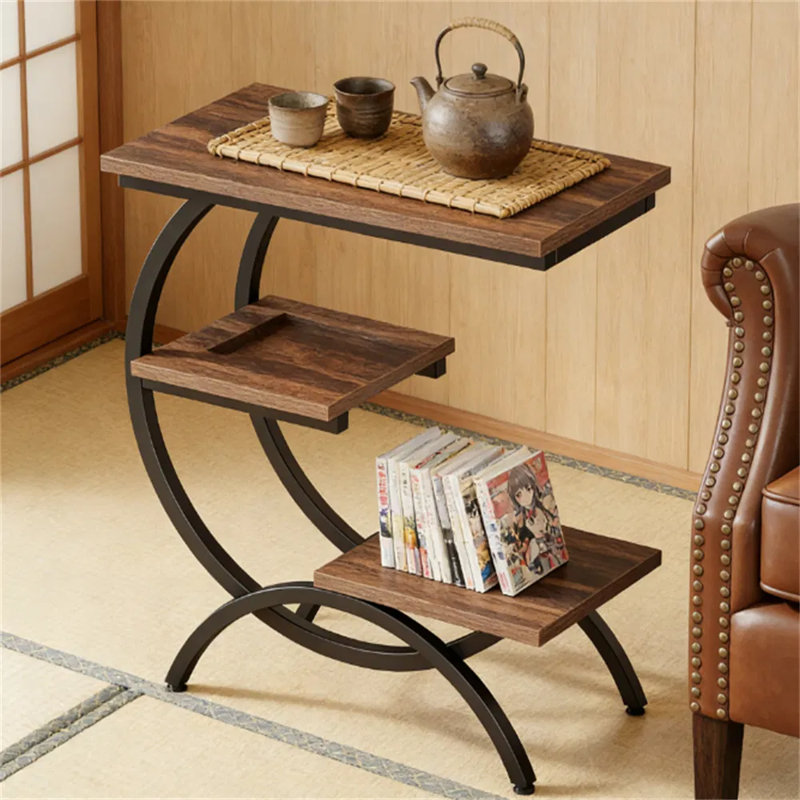 Table de bout en forme de C avec rangement à trois niveaux, table d'appoint industrielle pour petits espaces, table basse moderne et collation en brun rustique et noir mat