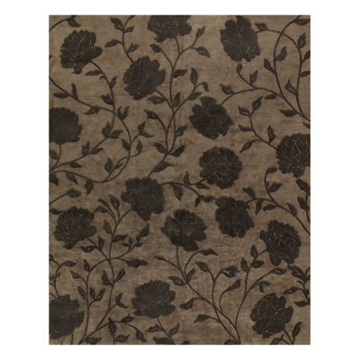 Floral Area Rug in Brown/Taupe