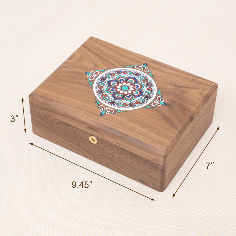 Boîte à bijoux en bois de noyer noir avec serrure