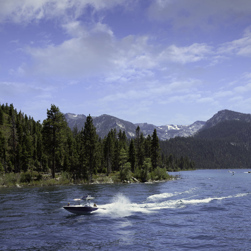 Été au lac Tahoe par Lordrunar, H 30 po x l 30 po