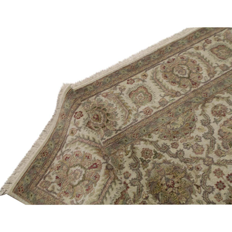 Tapis gris / beige / blanc noué à la main