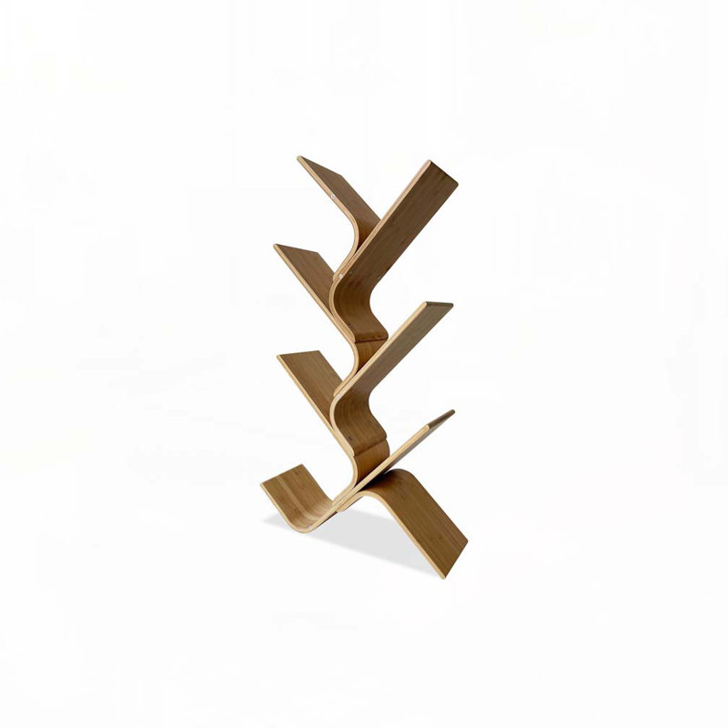 Tablette moderne moderne avec espace ouvert en diagonale, naturel