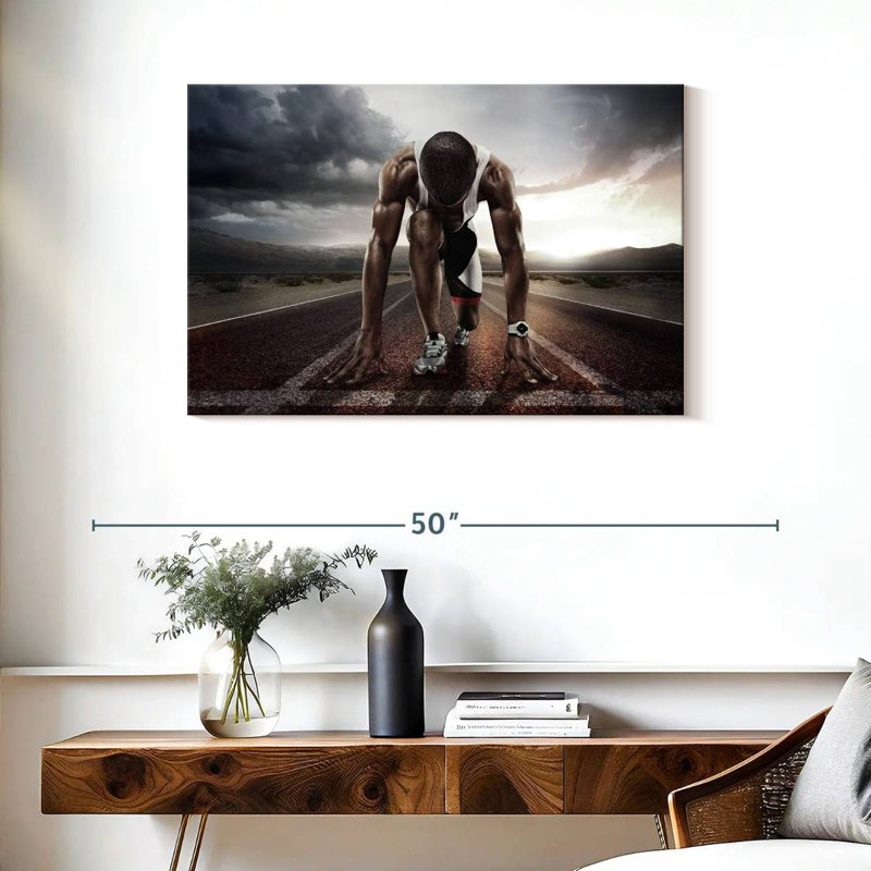 Sireci Track Sprinter, 24" H x 36" W