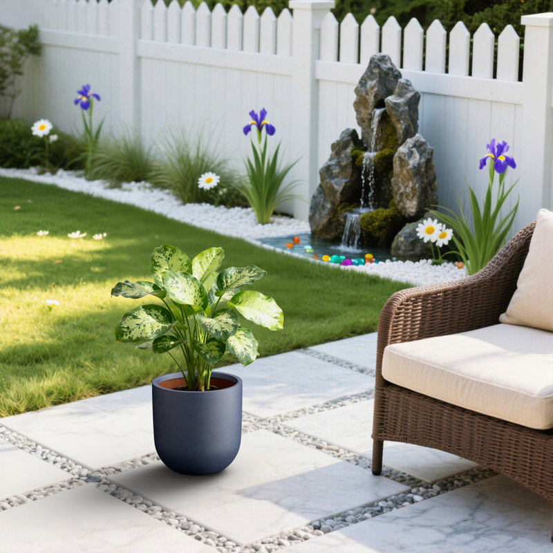 Pot à fleurs rond en béton moyen avec trous de drainage pour intérieur et extérieur 11 po. Bleu marine (intérieur amélioré)
