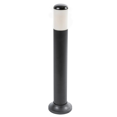Nealson Bollards
