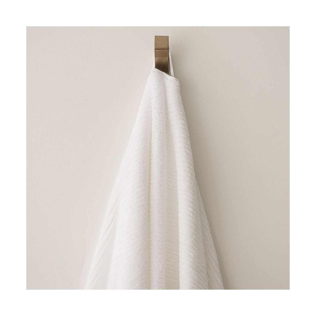 Cozy Earth Bath Towels