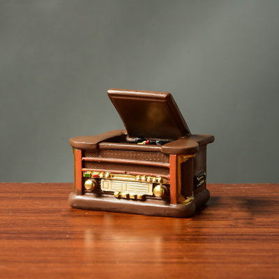 Retro Resin Ornament Vintage Elegant Exquisite Vivid Styling Design Decor for Home Decoration Photography Prop Sound Player