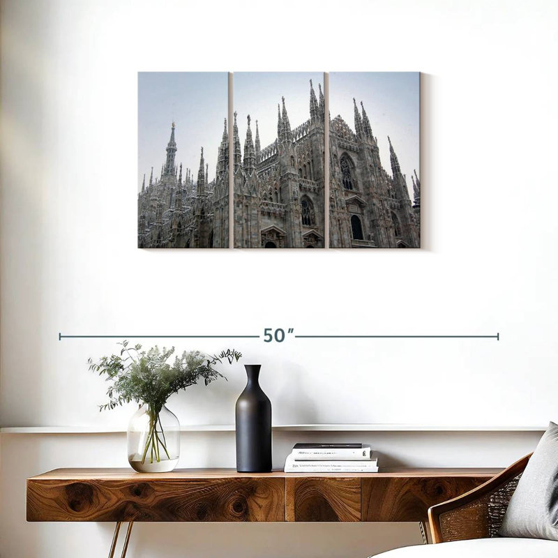 Sebbie Milan Cathedral, 20" H x 33" W
