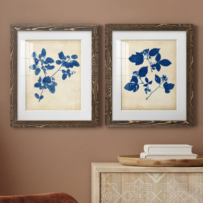 Toile encadrée Indigo Leaf Study, H 24 po x l 36 po x P 1,5 po, Papier, cadre noyer, Blanc