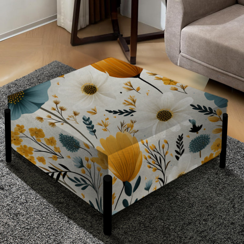 Grand repose-pieds carré jaune et bleu avec fleurs nordiques Serenity