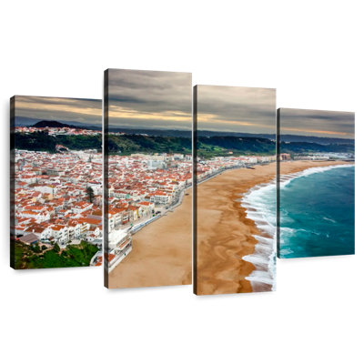 Gillard Nazare Seaside Town