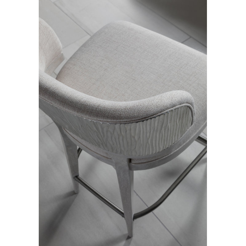 Signature Designs Upholstered Stool, Counter Stool (24.25'' Seat Height)