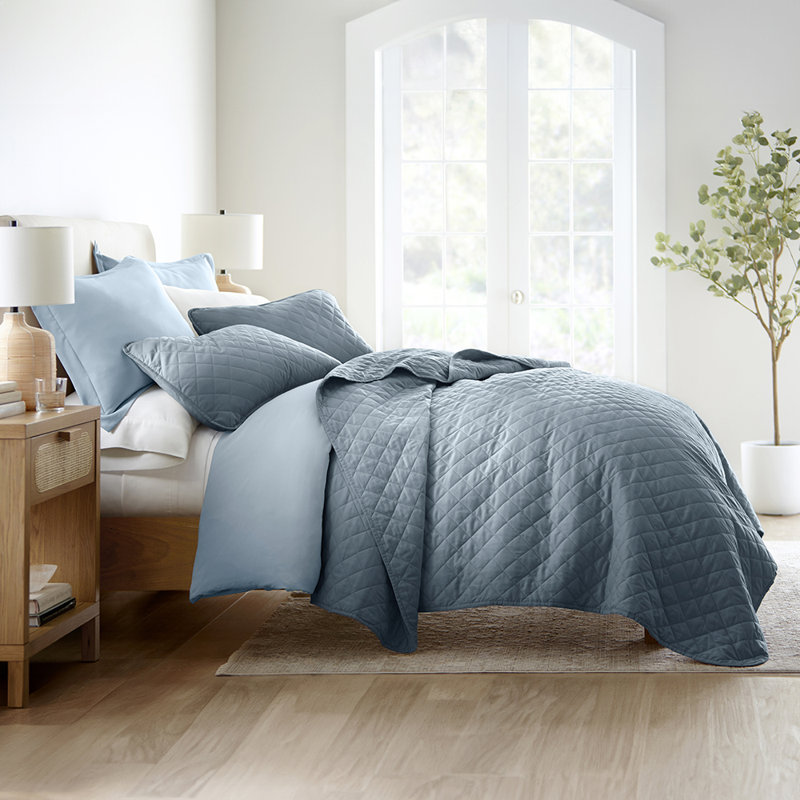 Dusk Blue Twin Reversible Microfiber Quilt Set