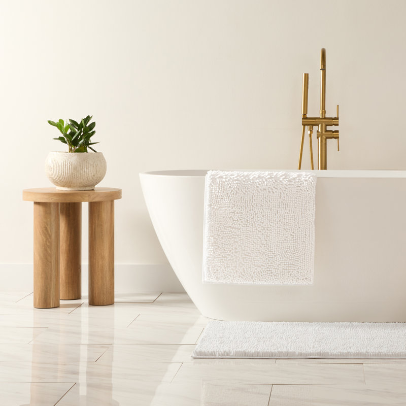 Tapis de bain doux et absorbant en chenille avec envers en caoutchouc antidérapant, Simple - L 24 po x l 17 po, Blanc