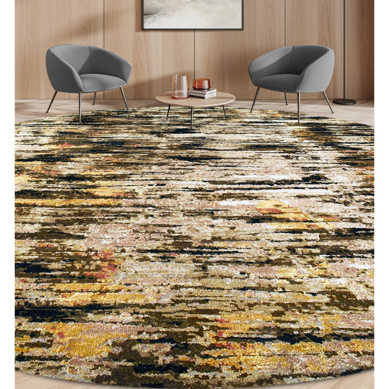 Area Rug in Brown, Round 8'