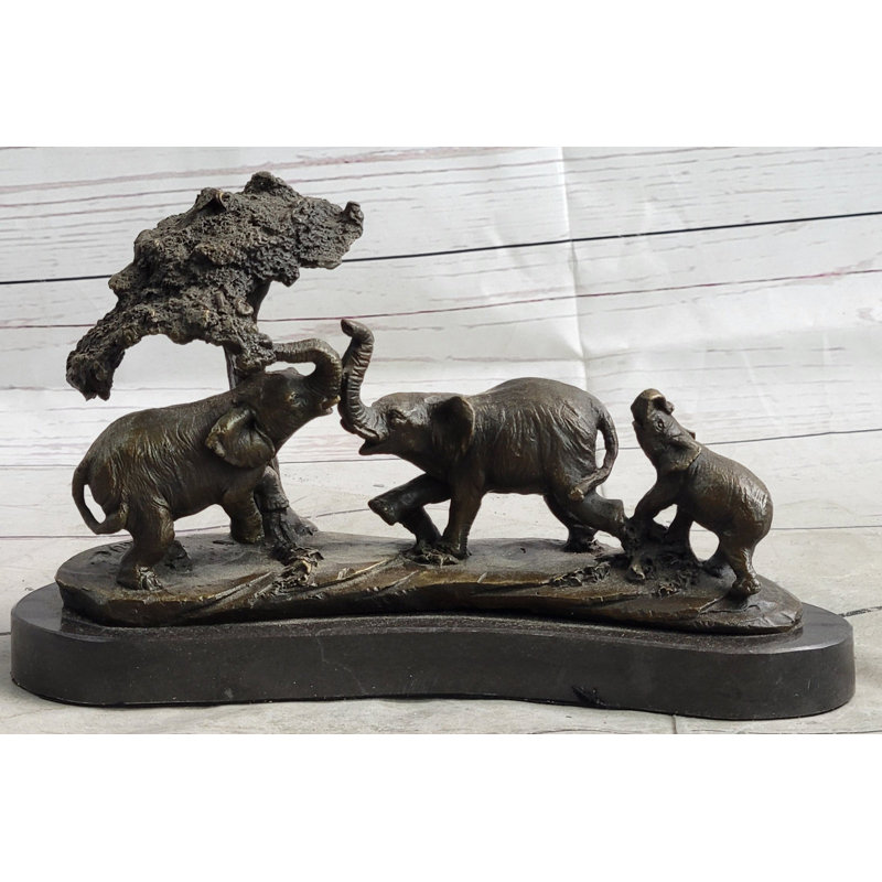 Figurines et sculptures Yanneth