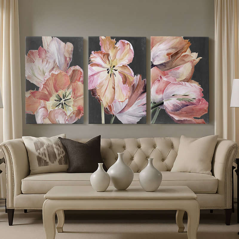 Pastel Parrot Tulips I - Toile tendue avec châssis sur mesure - 3 pièces, H 27 po x l 54 po