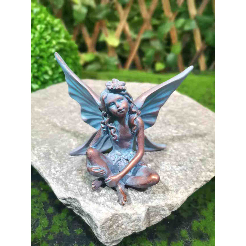 Draegan Plastic Garden Statue