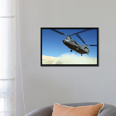 « a ch-47 chinook prepare to land », reproduction de photo sur toile