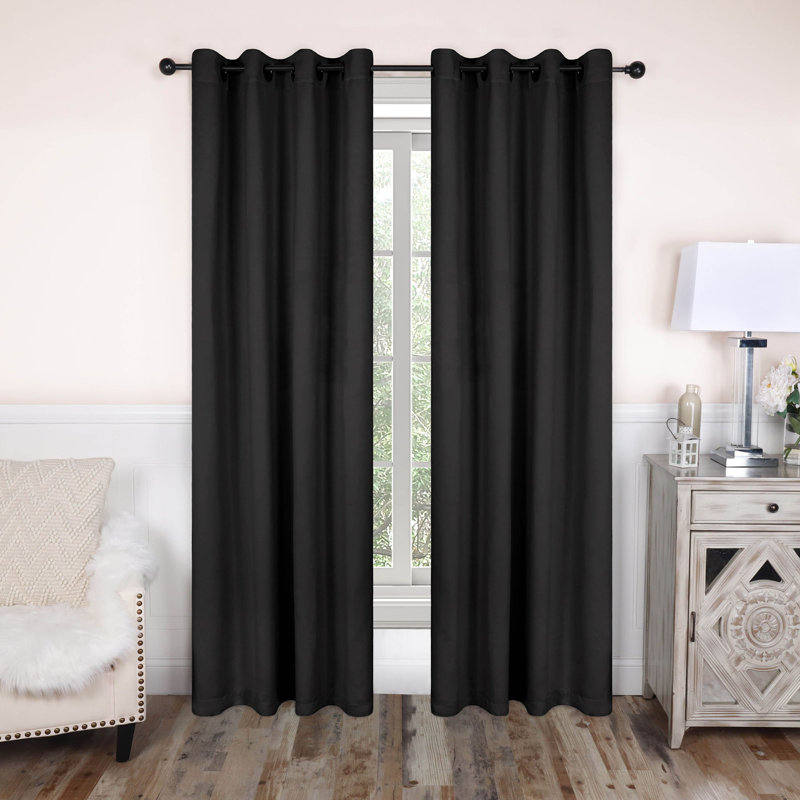 Panneau de rideau obscurcissant moderne unie Bertrand, L 52 po x L 63 po, Noir