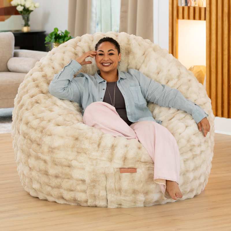 Grand fauteuil à billes 2 en 1 Raven-Symoné Home Big Snuggler, Fausse fourrure crème