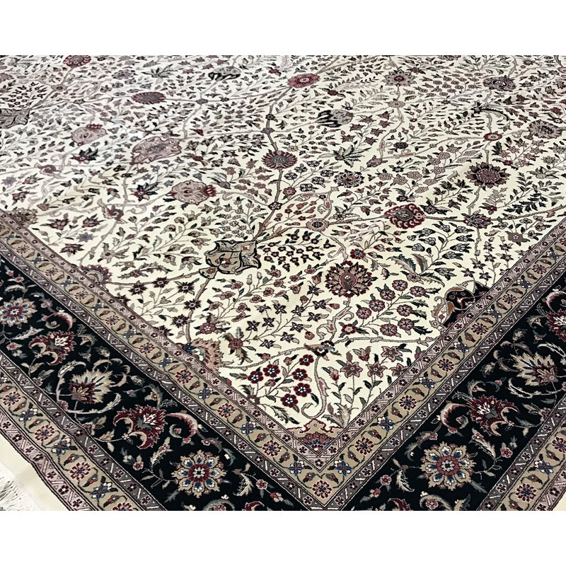 Jahan Hand Woven Wool Oriental Area Rug