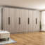 Garde-robe huit portes