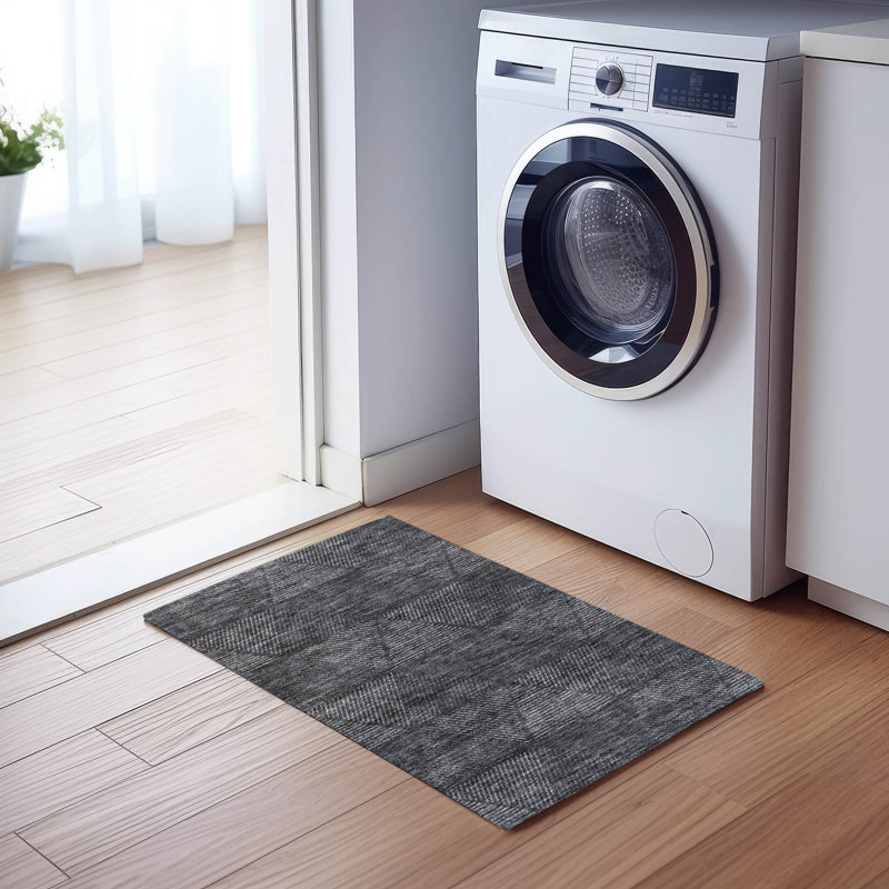 Malchow Washable Geometric Indoor / Outdoor Rug, Rectangle 1'8" x 2'6"