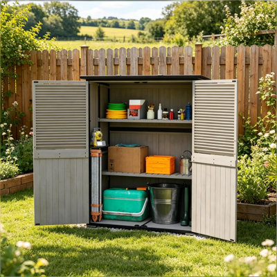 Remise spacieuse avec rangement, armoire moderne en acier et bois pour la maison de patio