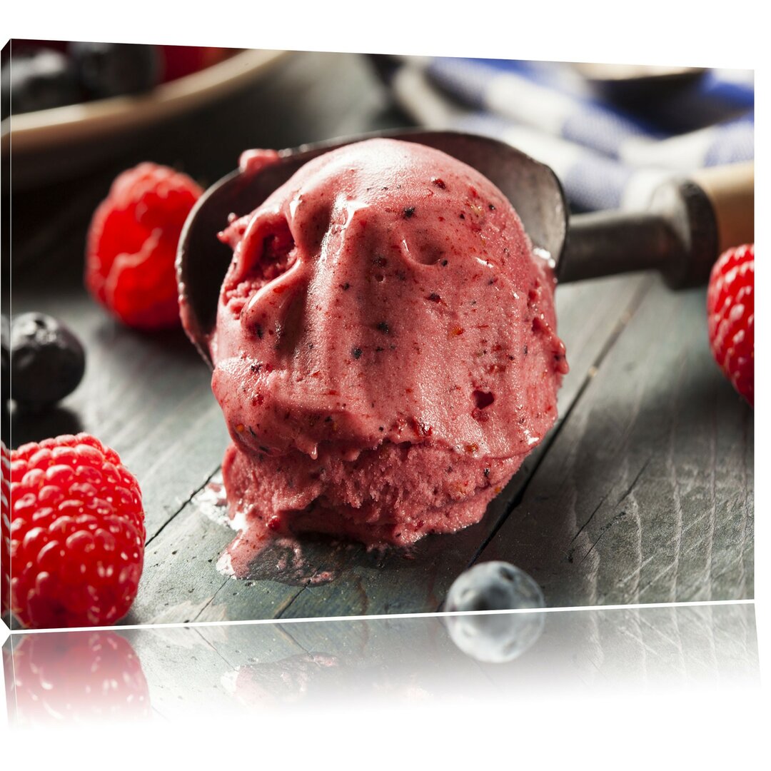 Leinwandbild Köstliche Beeren Eis