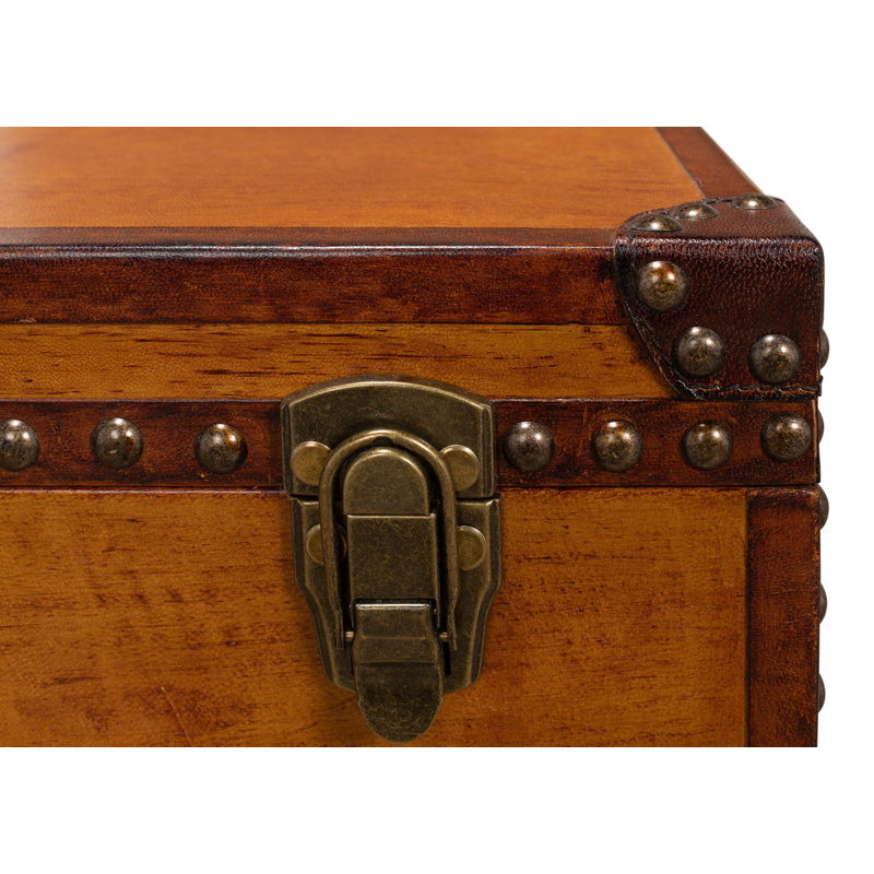 Abilene Box with Stand