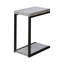 Table en ciment et en-cas