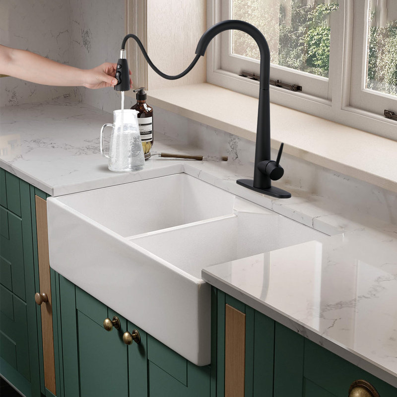 NOVEL Pull Down Kitchen Faucet, Matt Black