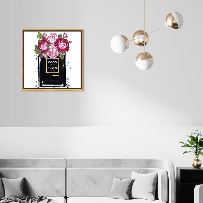 «Damilola Doll Memories Coco Roses», impression, H 20 po x l 20 po, Cadre doré