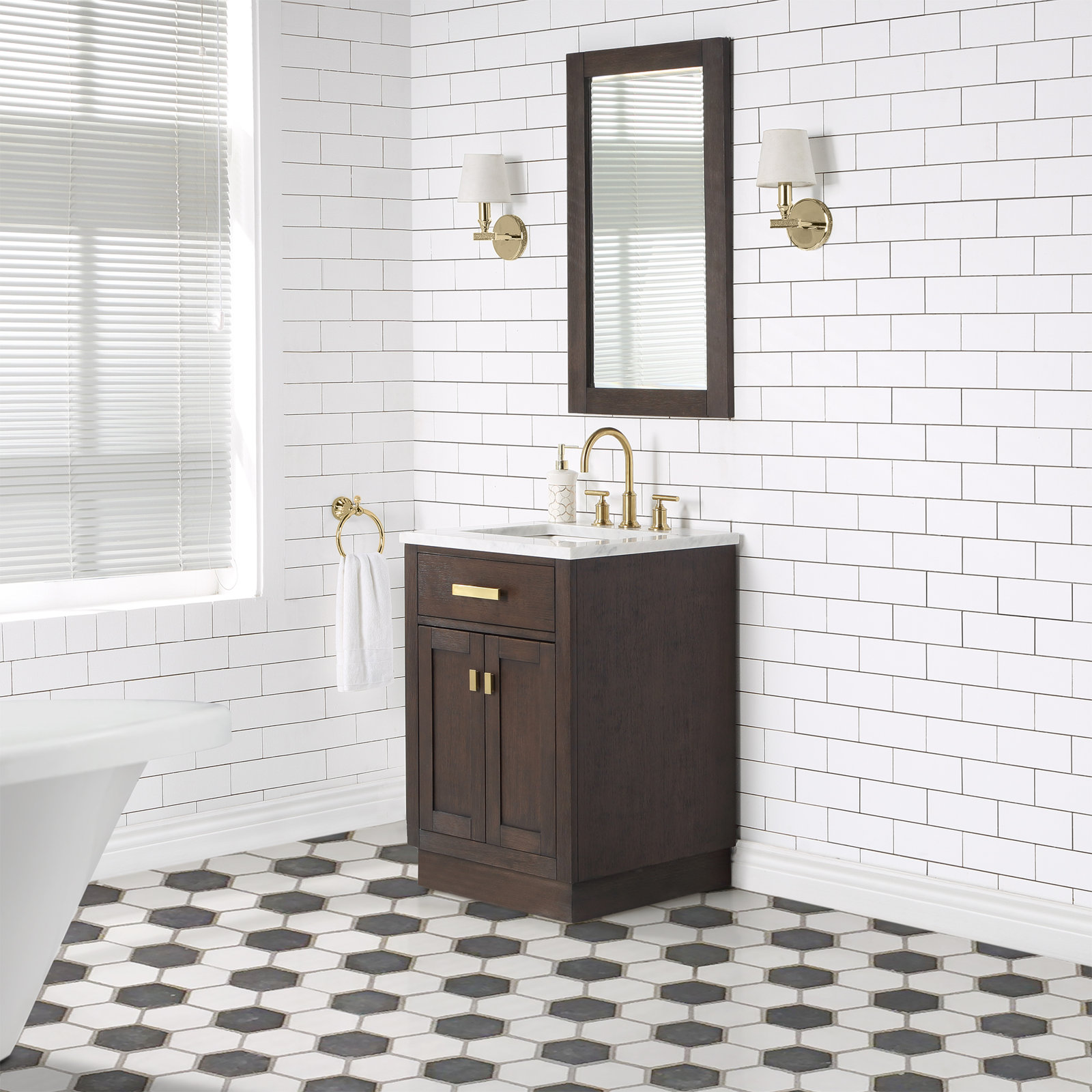 Nicholls 24'' Single Bathroom Vanity, Brown