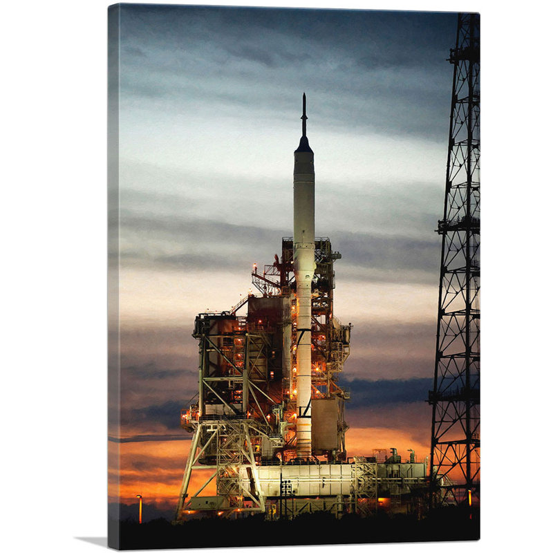 Fusée spatiale de la NASA prête à décoller - reproduction de photo sur toile tendue, H 40 po x l 26 po x P 0,75 po