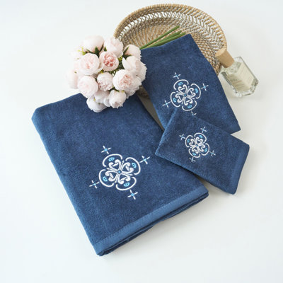 Amariyon Home Decor Premium Luxury Ultra Soft 100% Cotton Embroidery Kitchen Bathroom Modern 3 Piece Embroidered Towel Set, White Blazon with Royal Blue Base Pattern