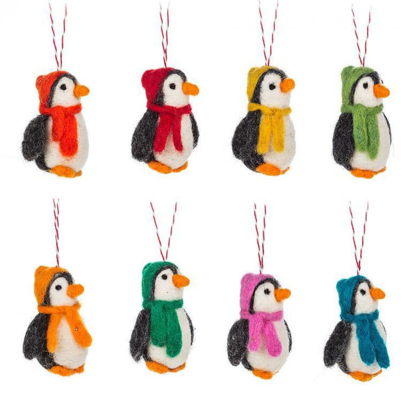 Ensemble de 8 décorations de pingouins avec chapeaux et écharpes