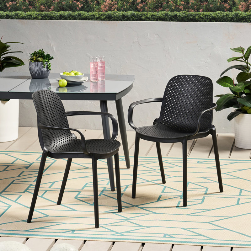 Chaise d'extérieur en polypropylène noir pour l'extérieur
