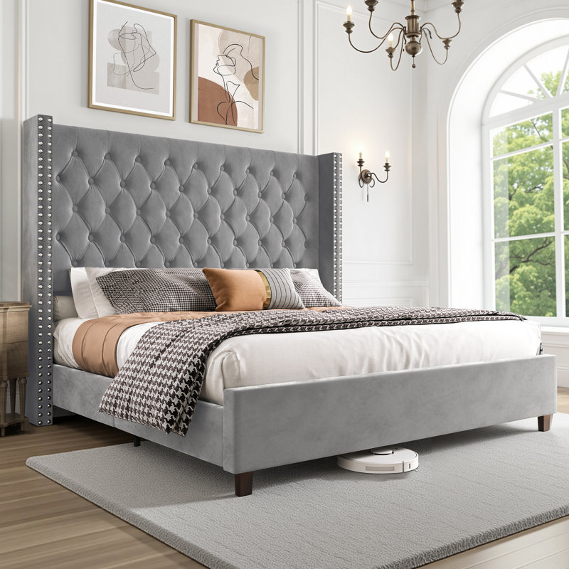 Structure de lit avec tête de lit tapissier en velours de 61,4 po de hauteur, Très grand, gris