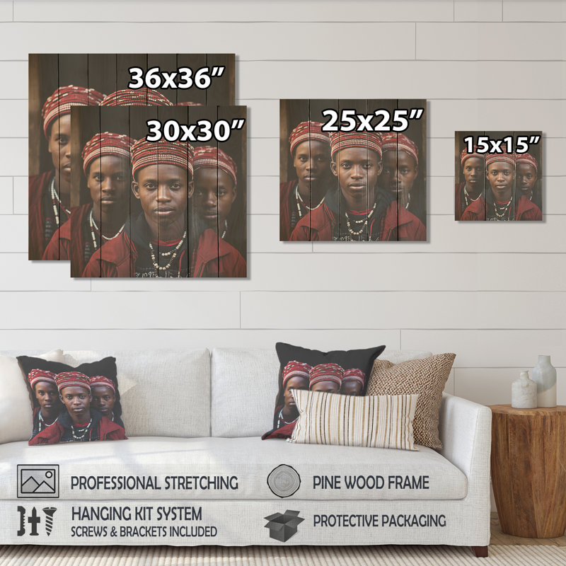 African Warrior Tribal Essence I - Tribal africain sur bois, H 15 po x l 15 po