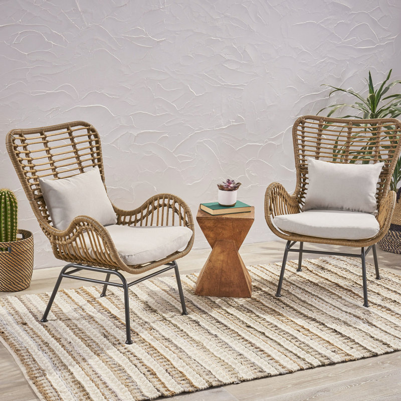 Chaise de patio moderne avec coussins et base en acier - beige et brun pour l'extérieur