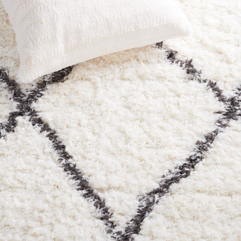 Bigyan Performance Geometric Rug, Rectanlge 5'3" x 7'6"