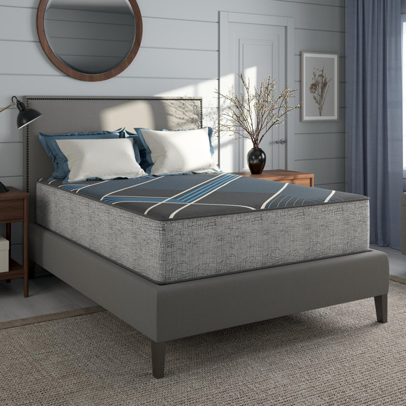 Matelas moelleux de 13 po TempaGel par Restonic