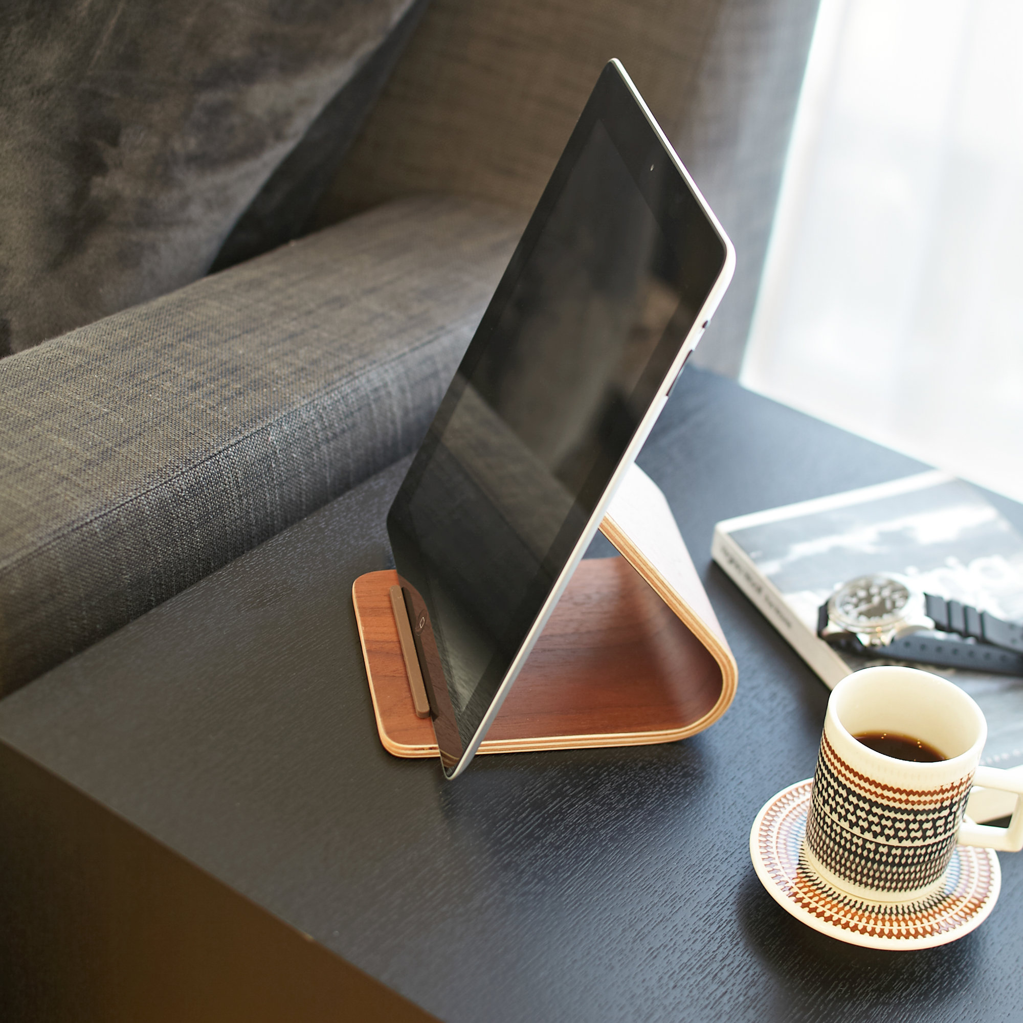 Yamazaki Home Plywood Tablet Stand, Wood, Brown