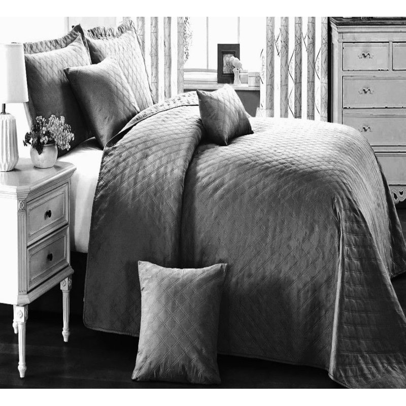 Elegant Comfort Inspiration Embossed Lightweight Bedspread Set – Soft Textured Polyester Coverlet with Pillow Shams, Grey